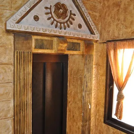 Ξενοδοχείο Boutique Troy 3*